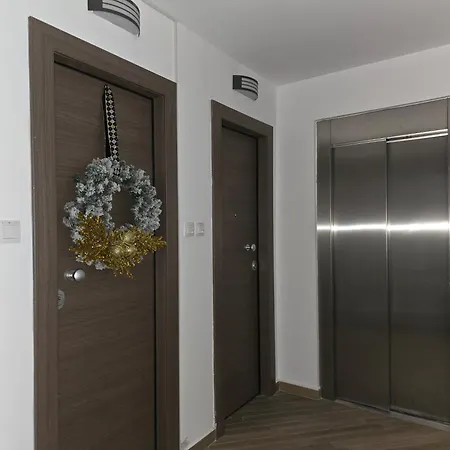 Gpxclr Microluxesuite Larissa Exterior photo